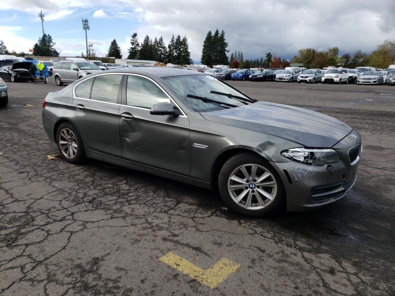 Автомобиль BMW 528 I 2014 | GrandCar Автомобиль BMW 528 I 2014 | GrandCar