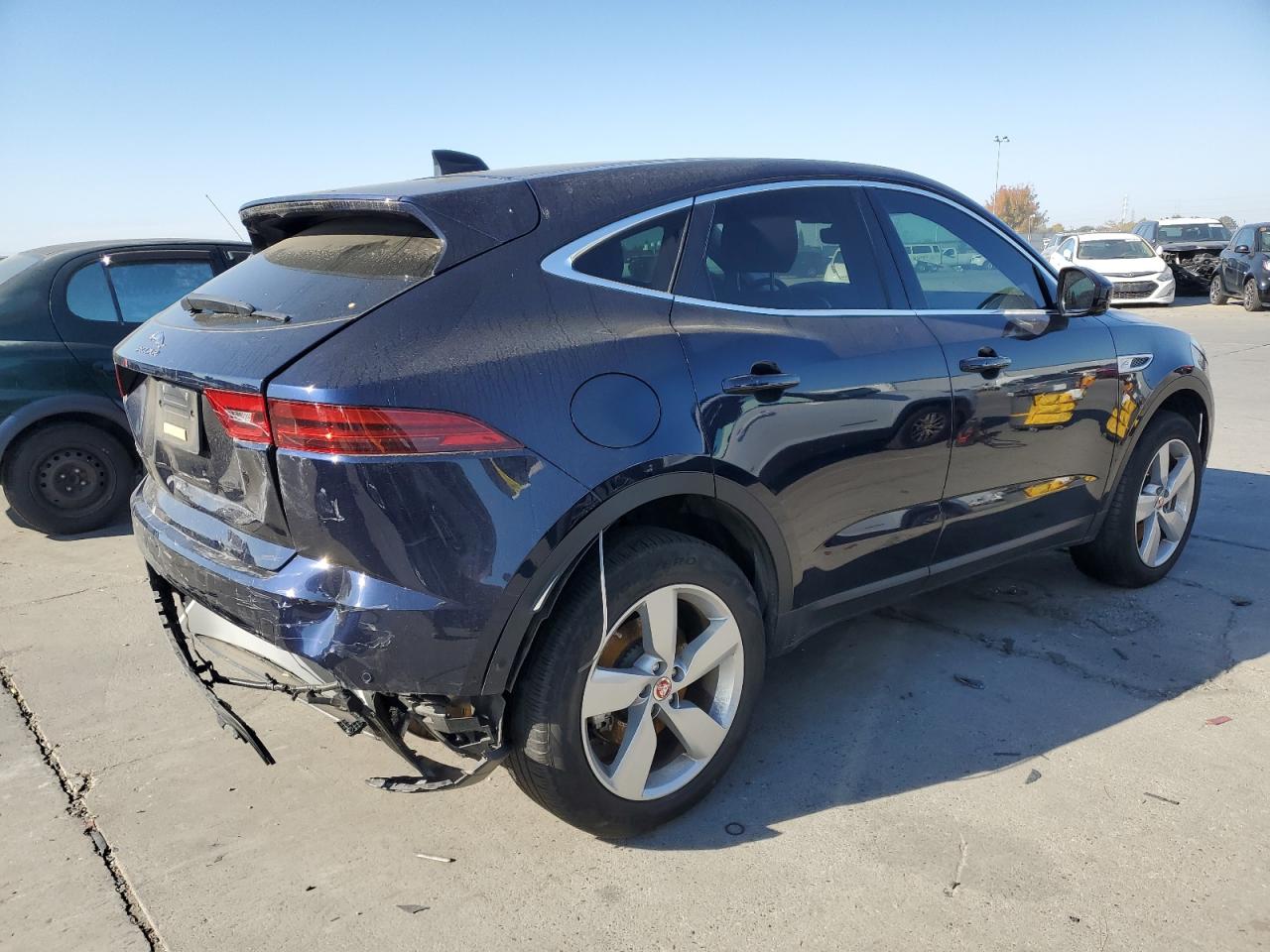 Автомобиль JAGUAR E-PACE SE 2021 | GrandCar Автомобиль JAGUAR E-PACE SE 2021 | GrandCar