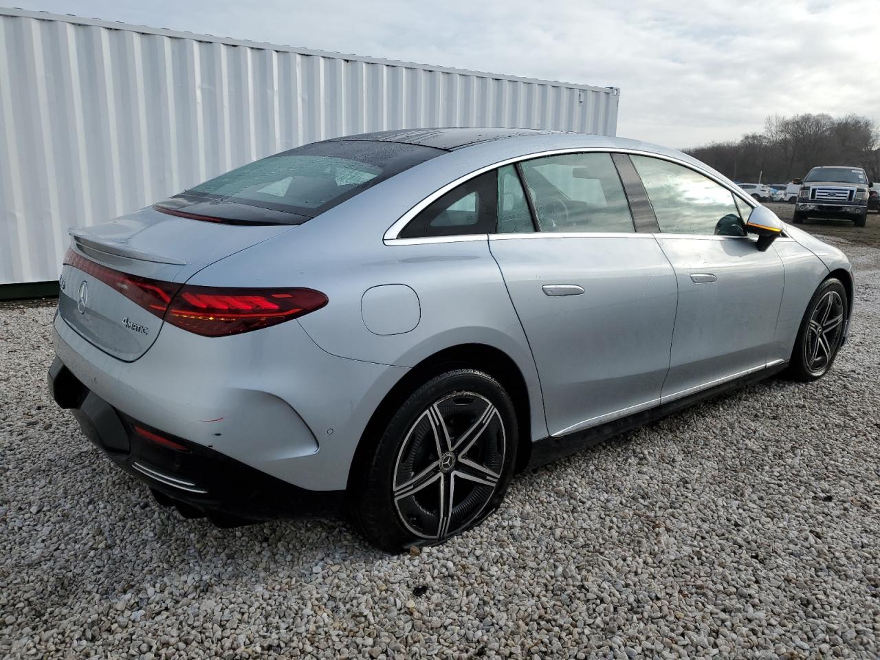 Автомобиль MERCEDES-BENZ EQE SEDAN 350 4MATIC 2023 | GrandCar Автомобиль MERCEDES-BENZ EQE SEDAN 350 4MATIC 2023 | GrandCar