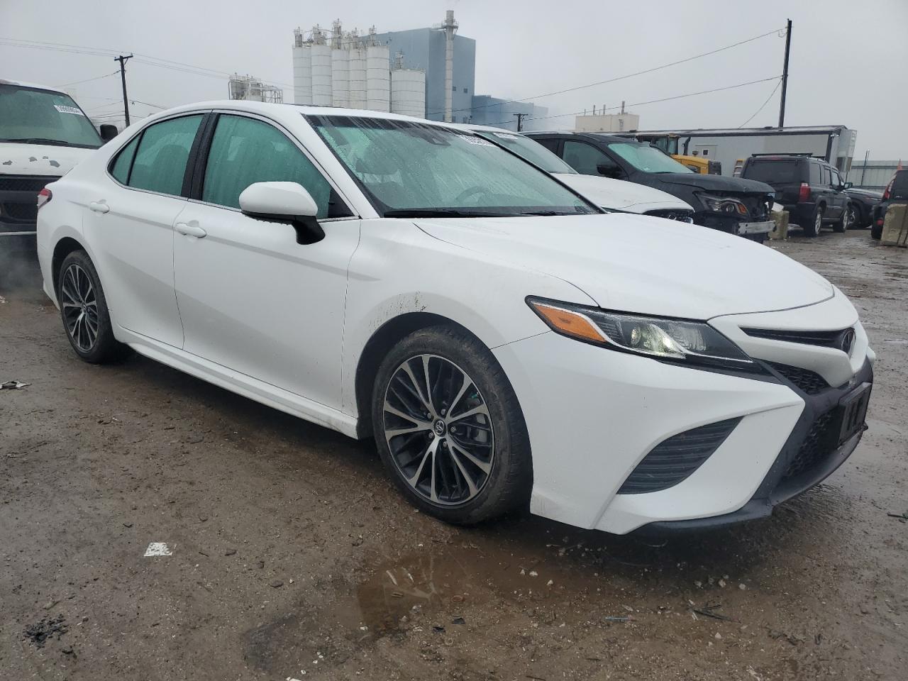 Автомобиль TOYOTA CAMRY SE 2018 | GrandCar Автомобиль TOYOTA CAMRY SE 2018 | GrandCar