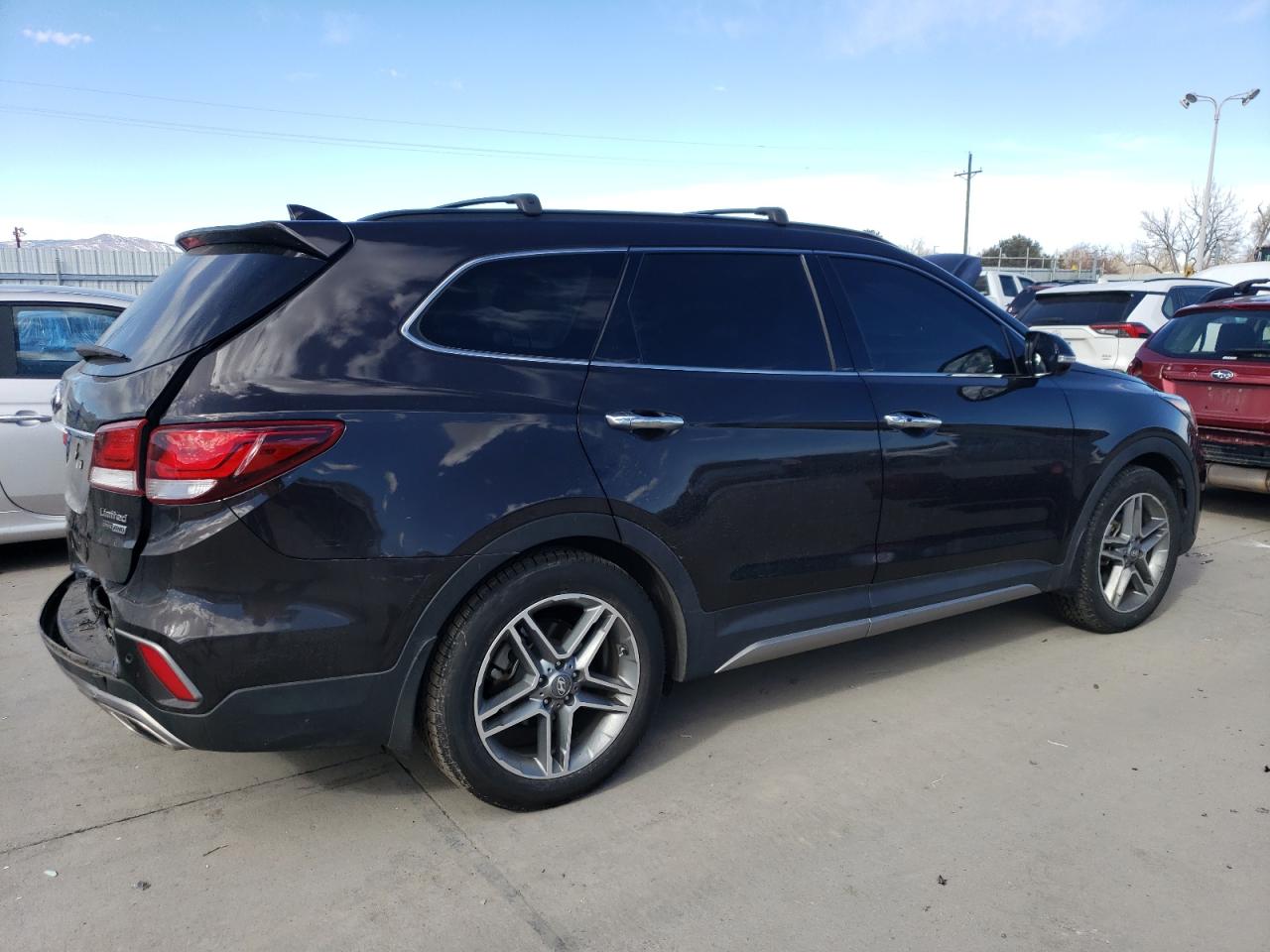 Автомобиль HYUNDAI SANTA FE SE ULTIMATE 2017 | GrandCar Автомобиль HYUNDAI SANTA FE SE ULTIMATE 2017 | GrandCar