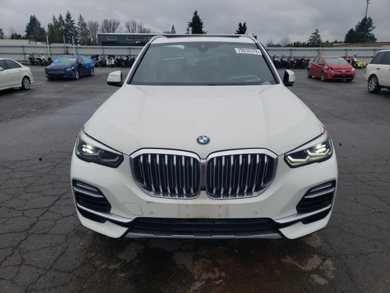 Автомобиль BMW X5 XDRIVE40I 2019 | GrandCar Автомобиль BMW X5 XDRIVE40I 2019 | GrandCar