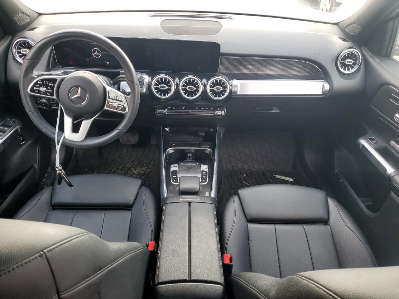 Автомобиль MERCEDES-BENZ GLB 250 2020 | GrandCar Автомобиль MERCEDES-BENZ GLB 250 2020 | GrandCar