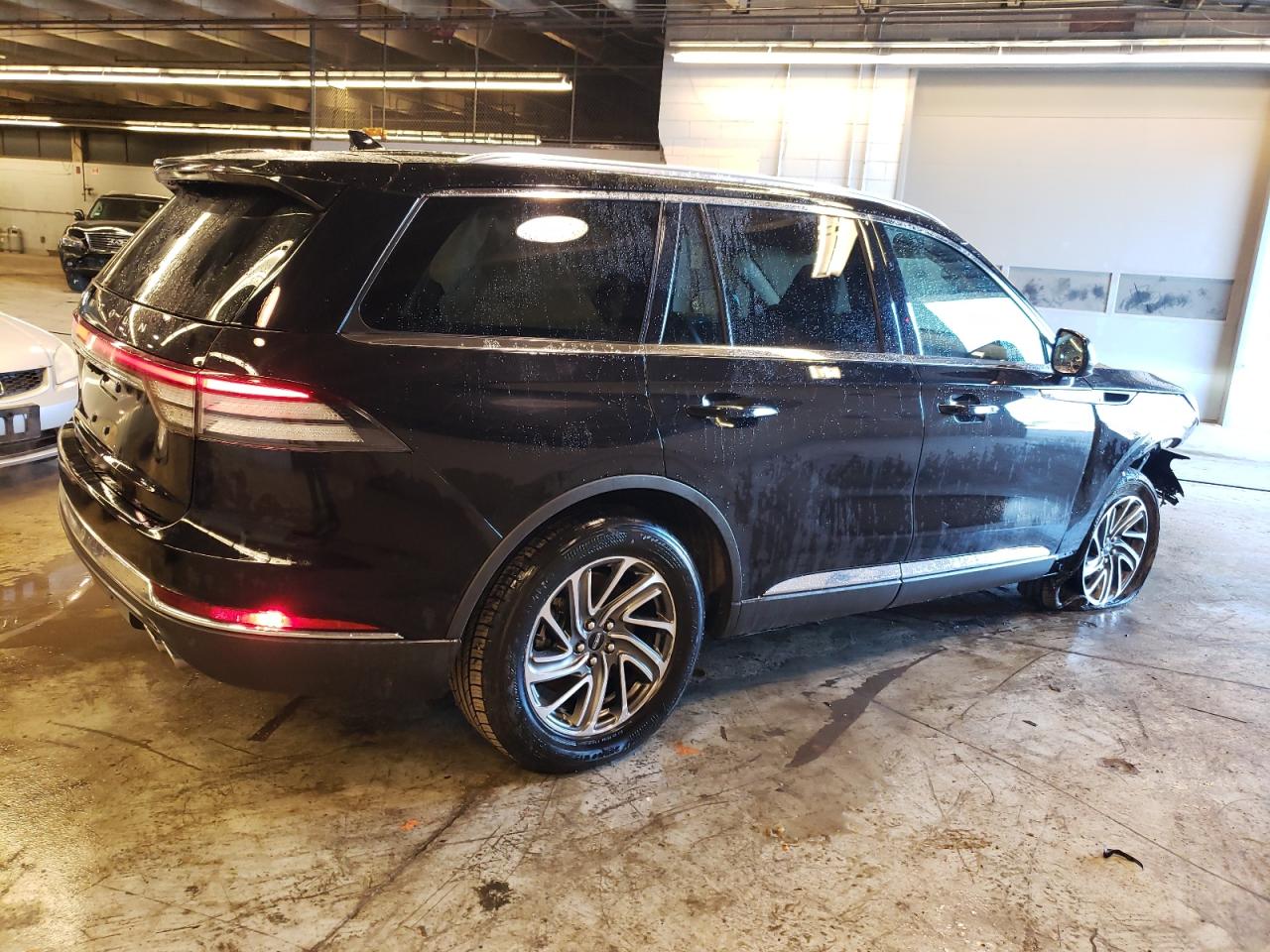 Автомобиль LINCOLN AVIATOR 2023 | GrandCar Автомобиль LINCOLN AVIATOR 2023 | GrandCar