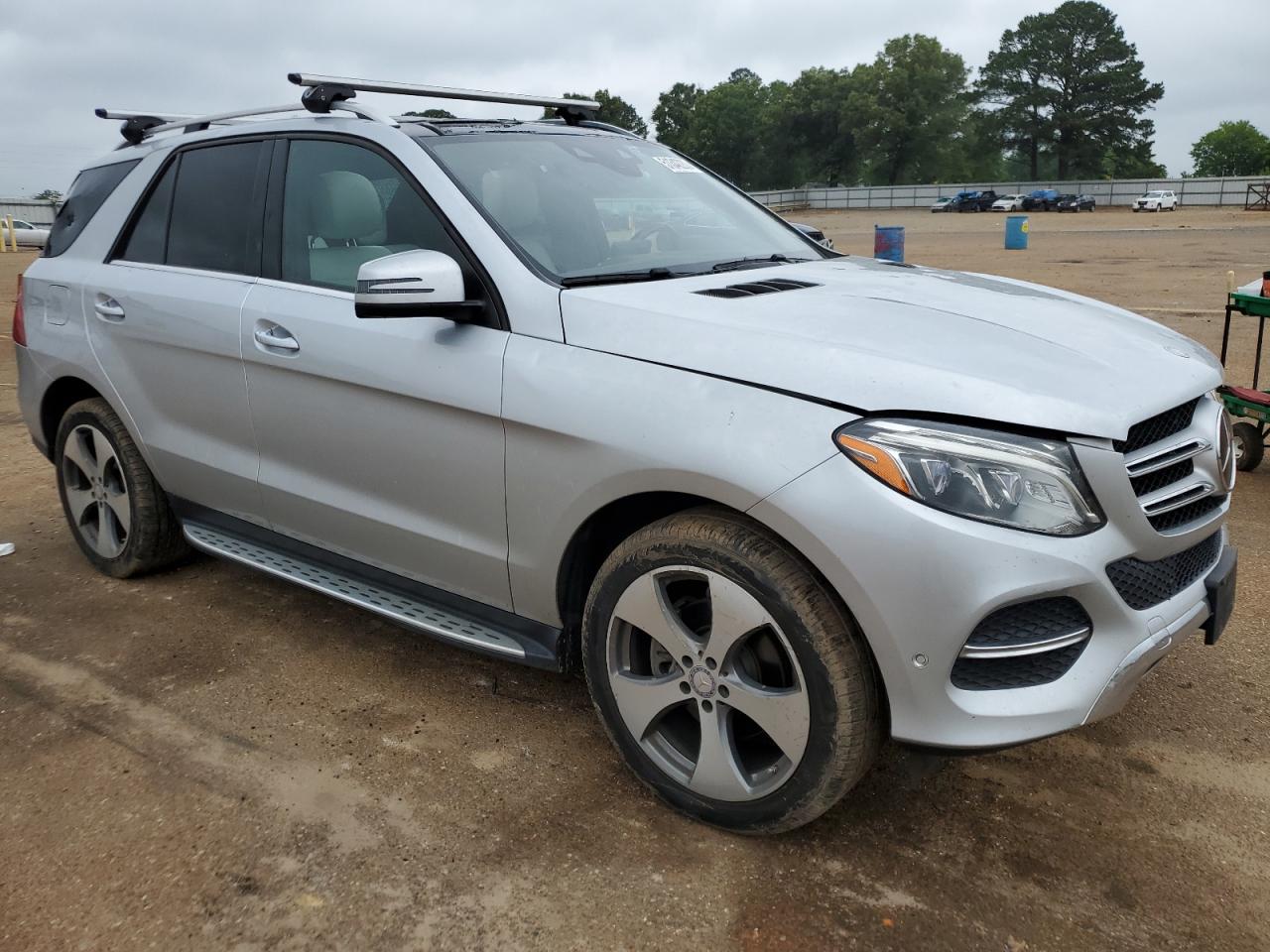 Автомобиль MERCEDES-BENZ GLE 350 2017 | GrandCar Автомобиль MERCEDES-BENZ GLE 350 2017 | GrandCar