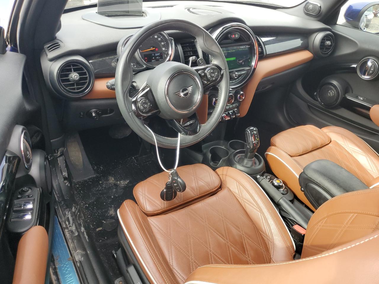 Автомобиль MINI COOPER S 2020 | GrandCar Автомобиль MINI COOPER S 2020 | GrandCar