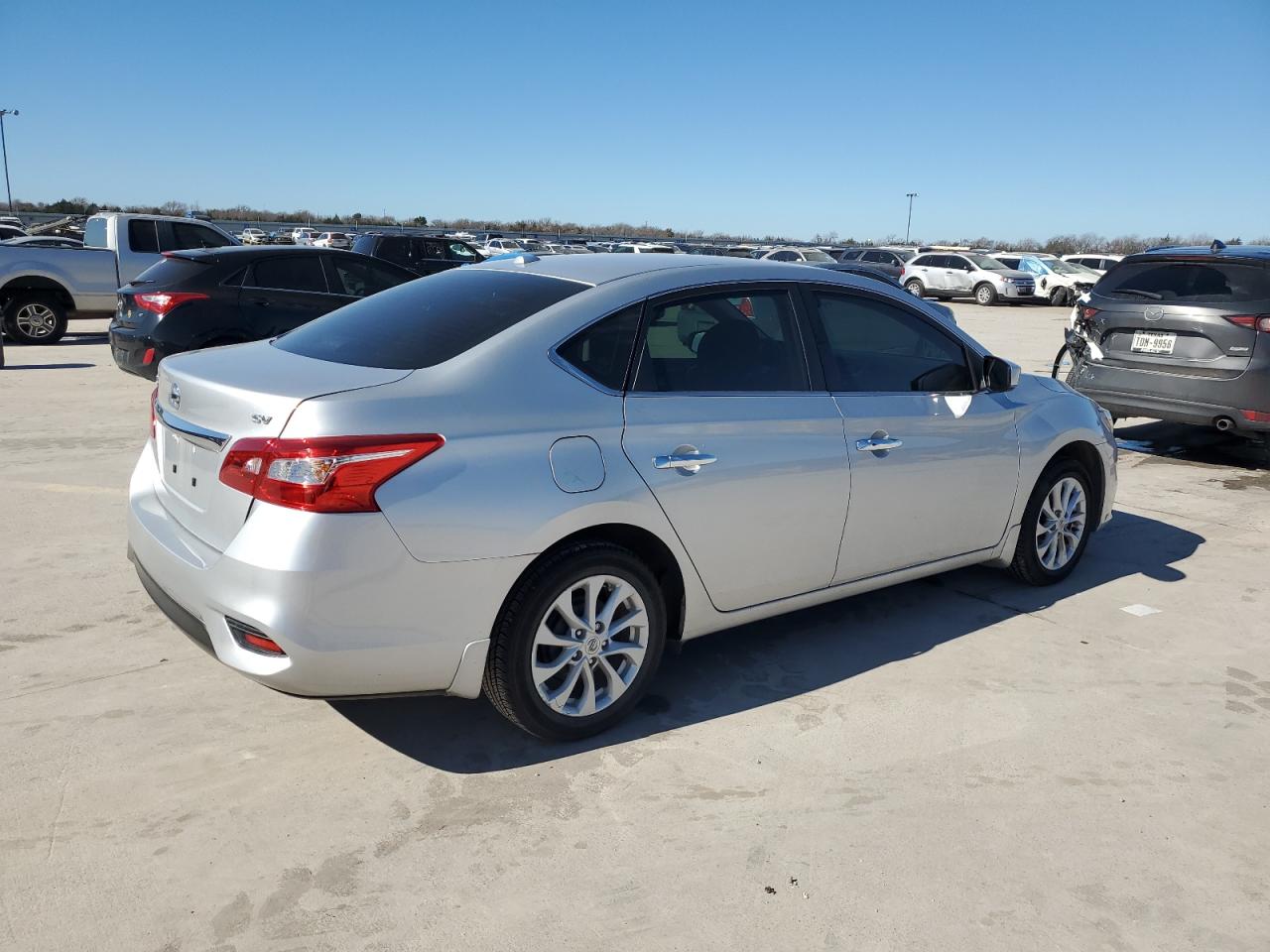 Автомобиль NISSAN SENTRA SV 2019 | GrandCar Автомобиль NISSAN SENTRA SV 2019 | GrandCar