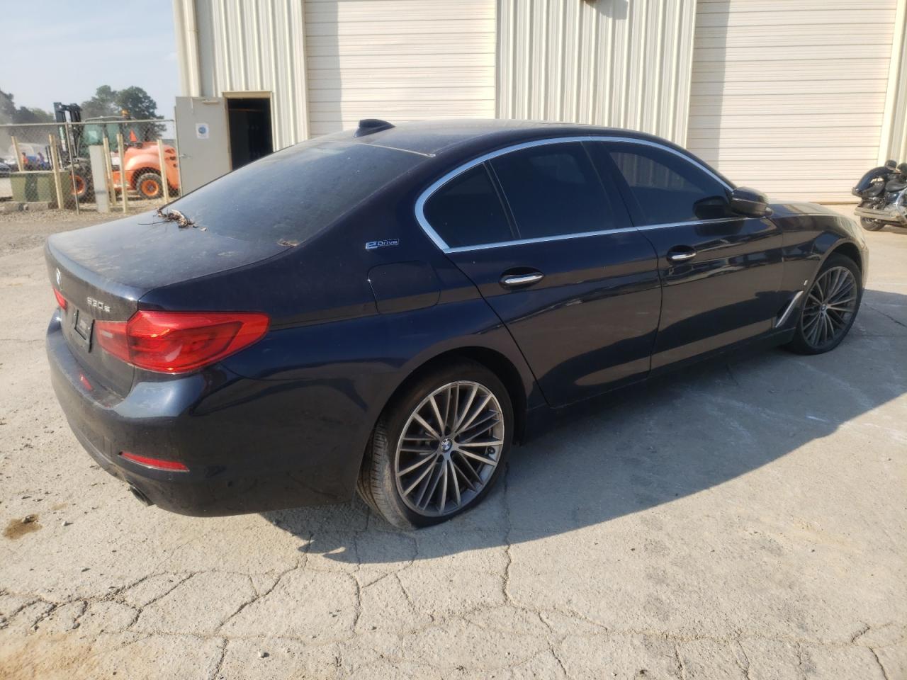 Автомобиль BMW 530XE 2018 | GrandCar Автомобиль BMW 530XE 2018 | GrandCar