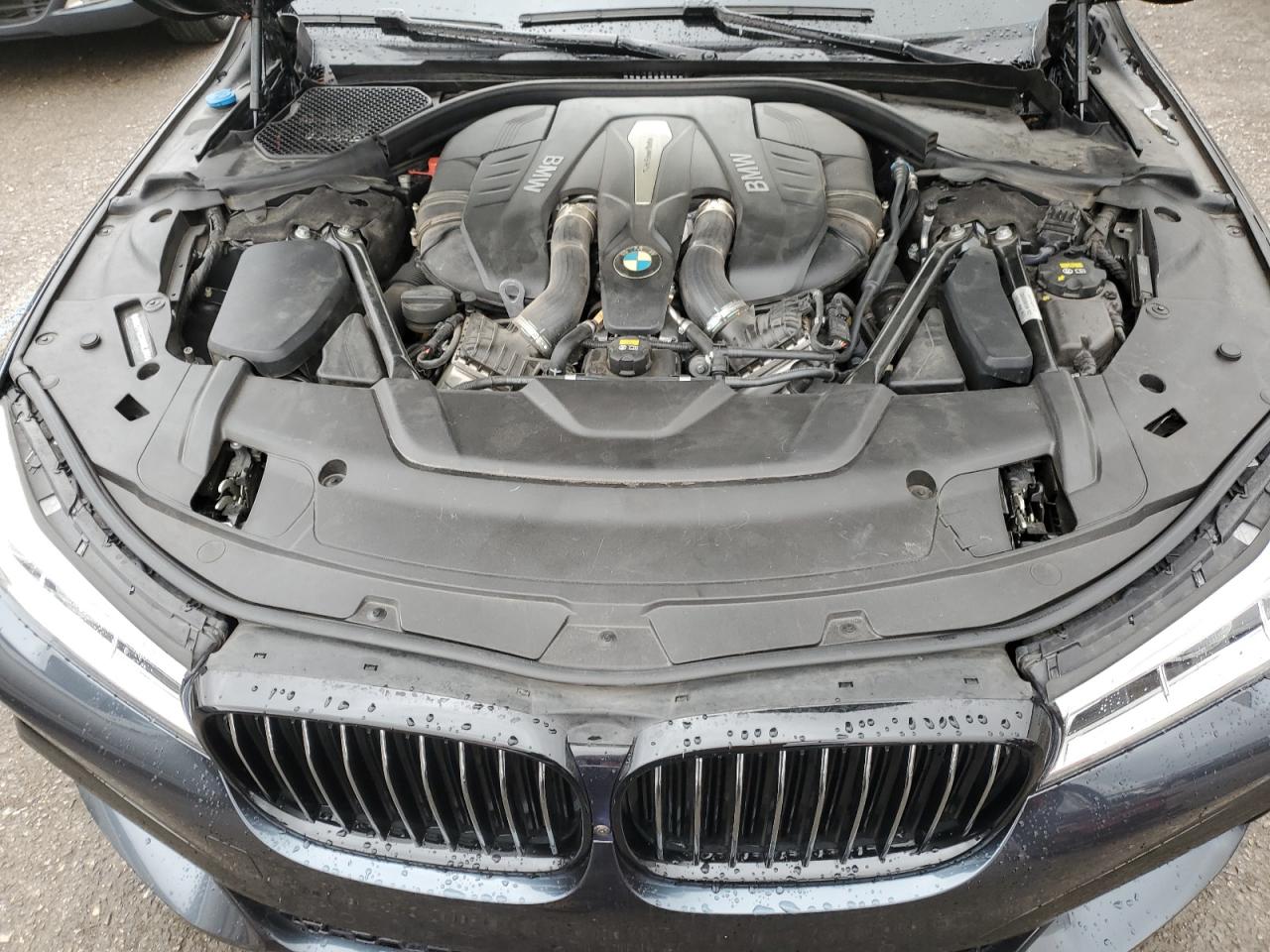 Автомобиль BMW 750 I 2016 | GrandCar Автомобиль BMW 750 I 2016 | GrandCar