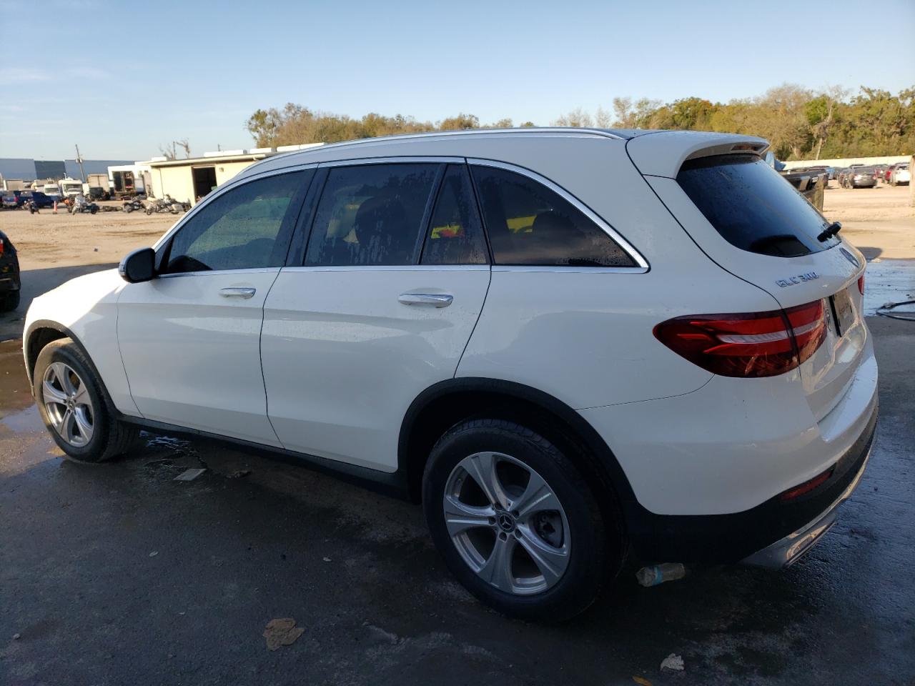 Автомобіль MERCEDES-BENZ GLC 300 2018 | GrandCar Автомобіль MERCEDES-BENZ GLC 300 2018 | GrandCar