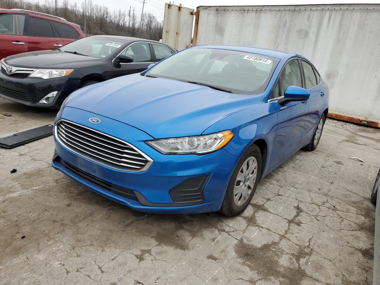 Автомобиль FORD FUSION S 2019 | GrandCar