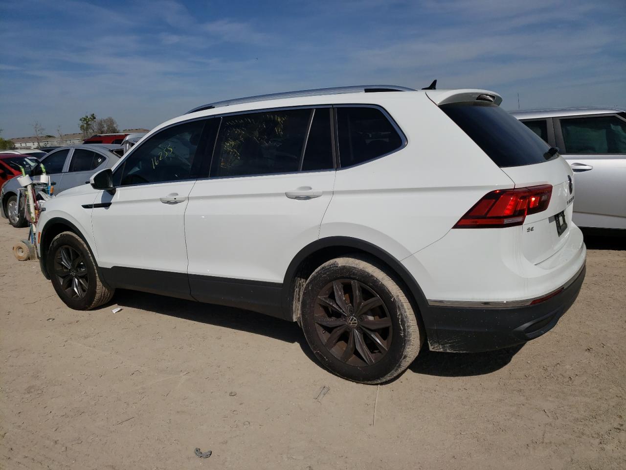 Автомобіль VOLKSWAGEN TIGUAN SE 2022 | GrandCar Автомобіль VOLKSWAGEN TIGUAN SE 2022 | GrandCar