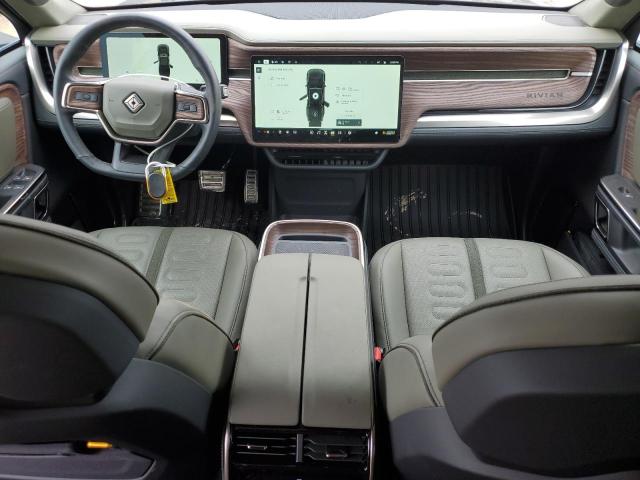 Автомобиль RIVIAN R1T ADVENTURE 2022 | GrandCar Автомобиль RIVIAN R1T ADVENTURE 2022 | GrandCar