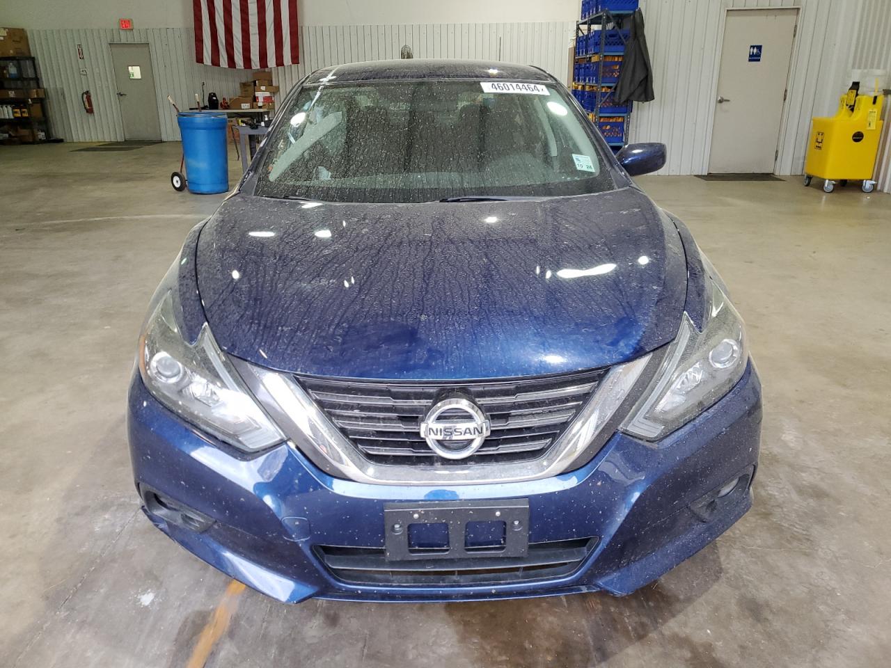 Автомобиль NISSAN ALTIMA SR 2017 | GrandCar Автомобиль NISSAN ALTIMA SR 2017 | GrandCar