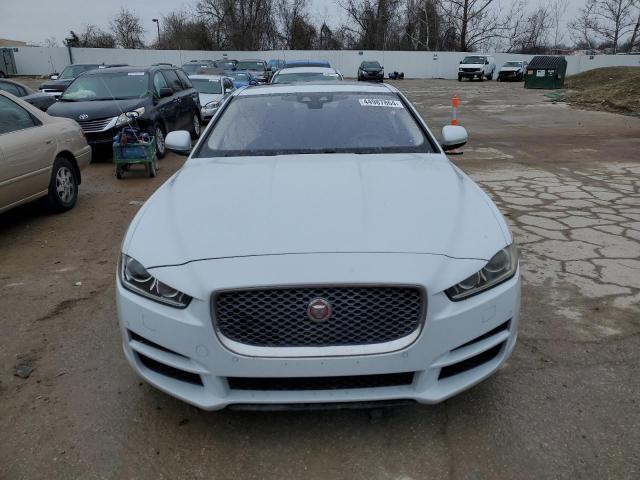 Автомобиль JAGUAR XE FIRST EDITION 2017 | GrandCar Автомобиль JAGUAR XE FIRST EDITION 2017 | GrandCar