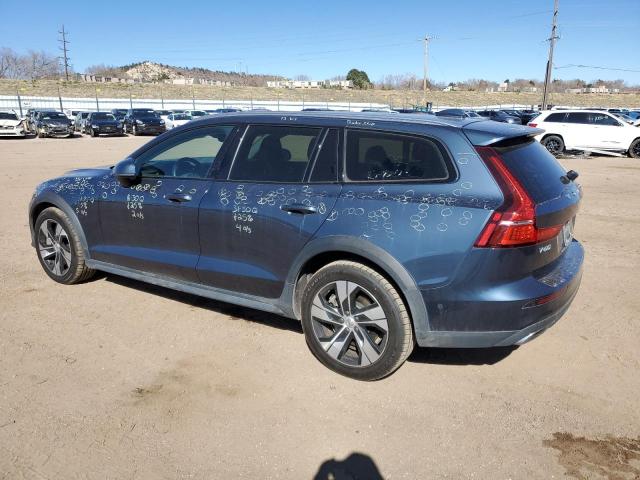 Автомобіль VOLVO V60 CROSS COUNTRY T5 MOMENTUM 2020 | GrandCar Автомобіль VOLVO V60 CROSS COUNTRY T5 MOMENTUM 2020 | GrandCar