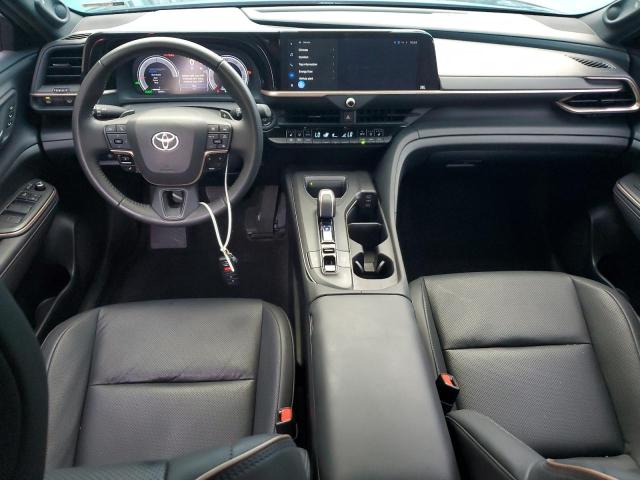 Автомобіль TOYOTA CROWN PLATINUM 2023 | GrandCar Автомобіль TOYOTA CROWN PLATINUM 2023 | GrandCar