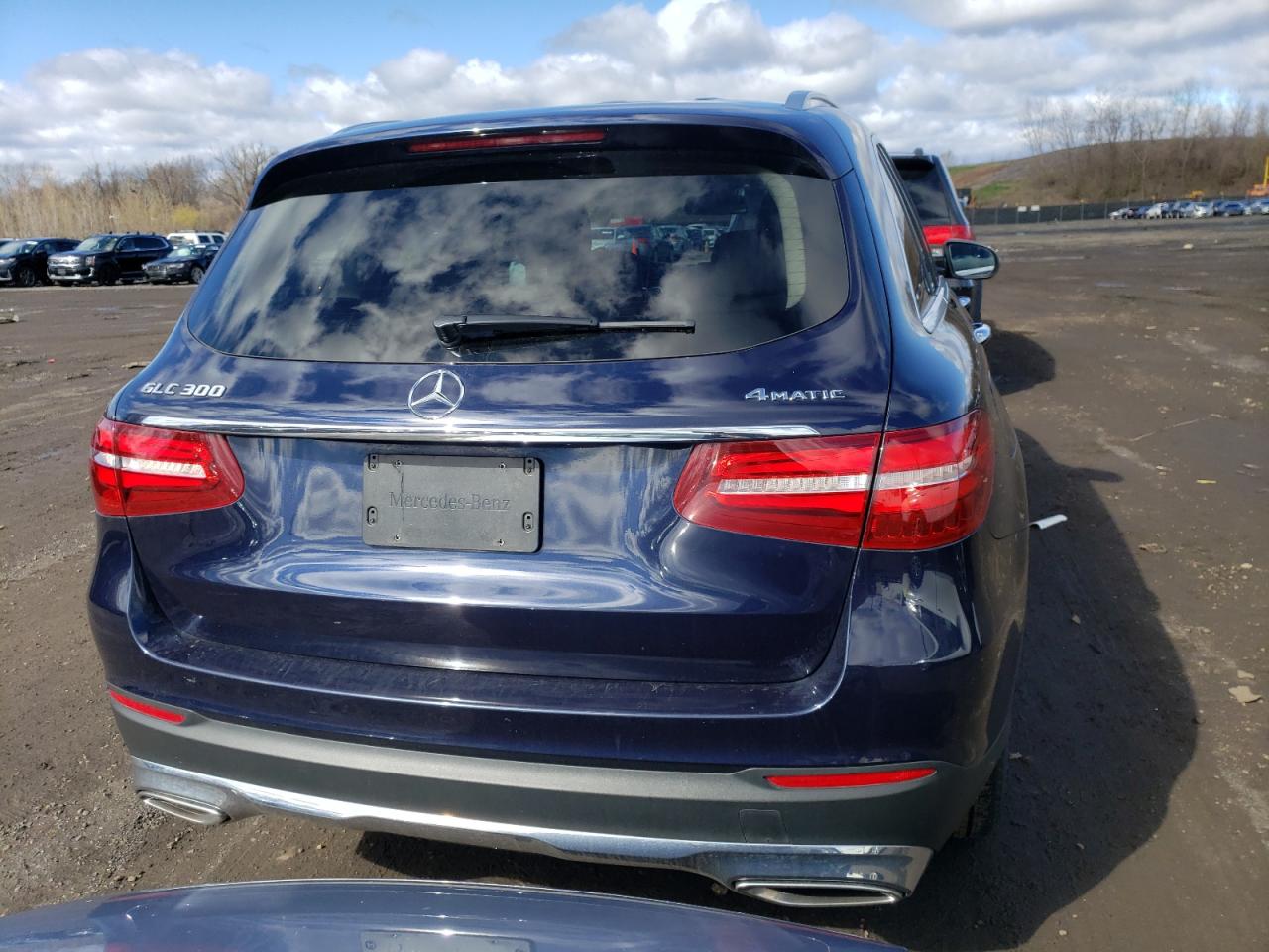 Автомобиль MERCEDES-BENZ GLC 300 4MATIC 2019 | GrandCar Автомобиль MERCEDES-BENZ GLC 300 4MATIC 2019 | GrandCar