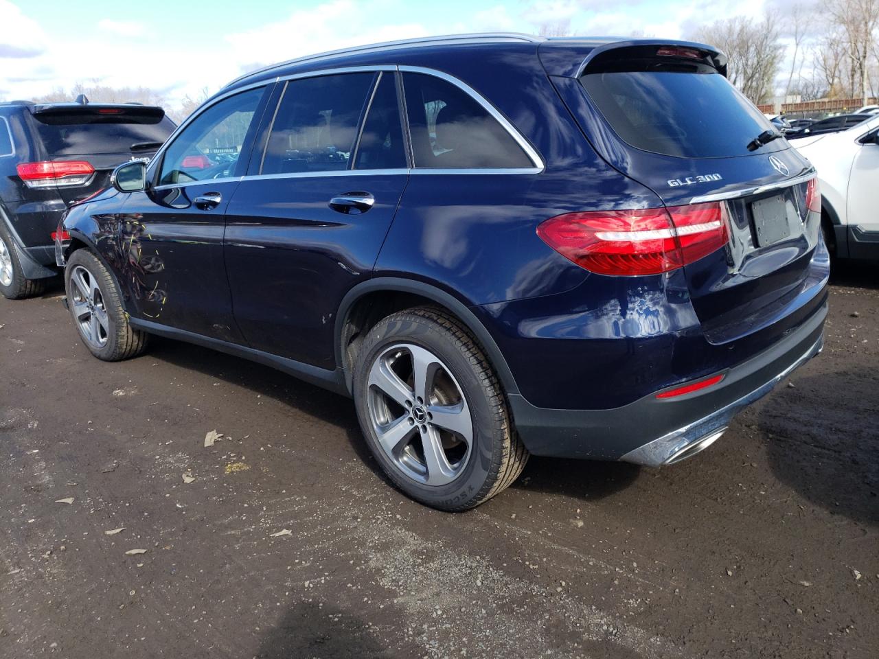Автомобиль MERCEDES-BENZ GLC 300 4MATIC 2019 | GrandCar Автомобиль MERCEDES-BENZ GLC 300 4MATIC 2019 | GrandCar