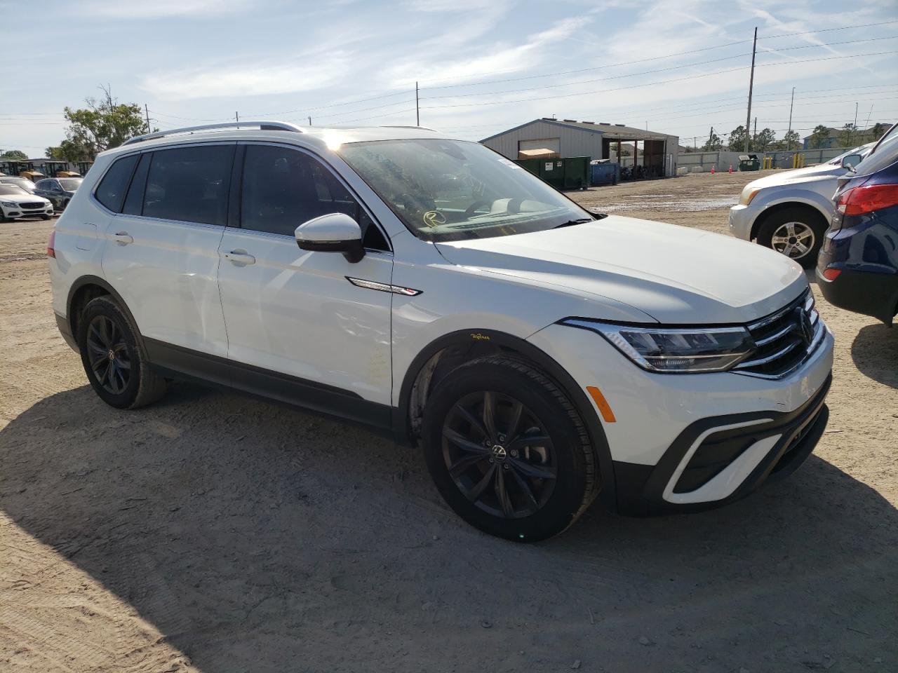 Автомобіль VOLKSWAGEN TIGUAN SE 2022 | GrandCar Автомобіль VOLKSWAGEN TIGUAN SE 2022 | GrandCar