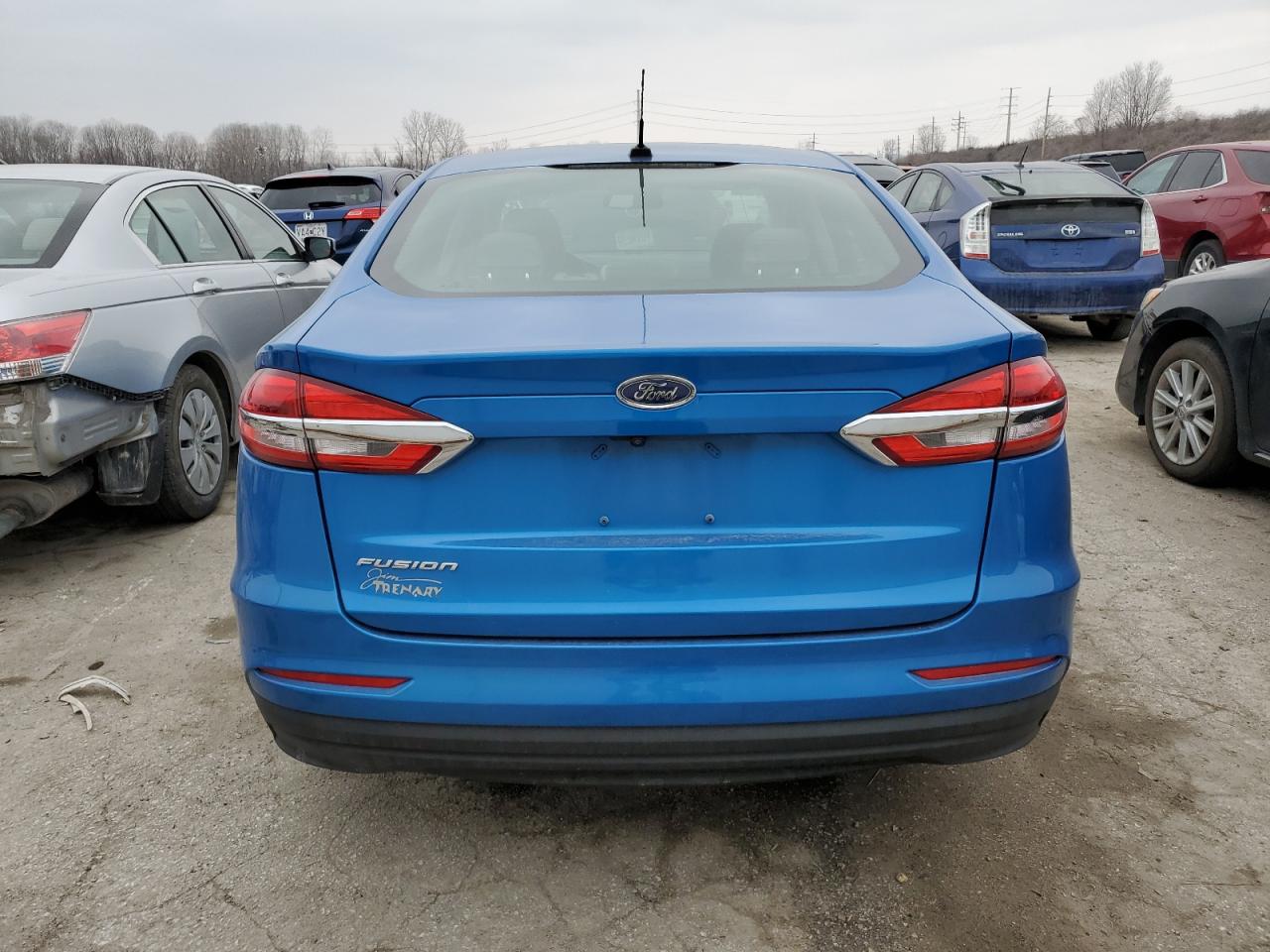 Автомобиль FORD FUSION S 2019 | GrandCar Автомобиль FORD FUSION S 2019 | GrandCar