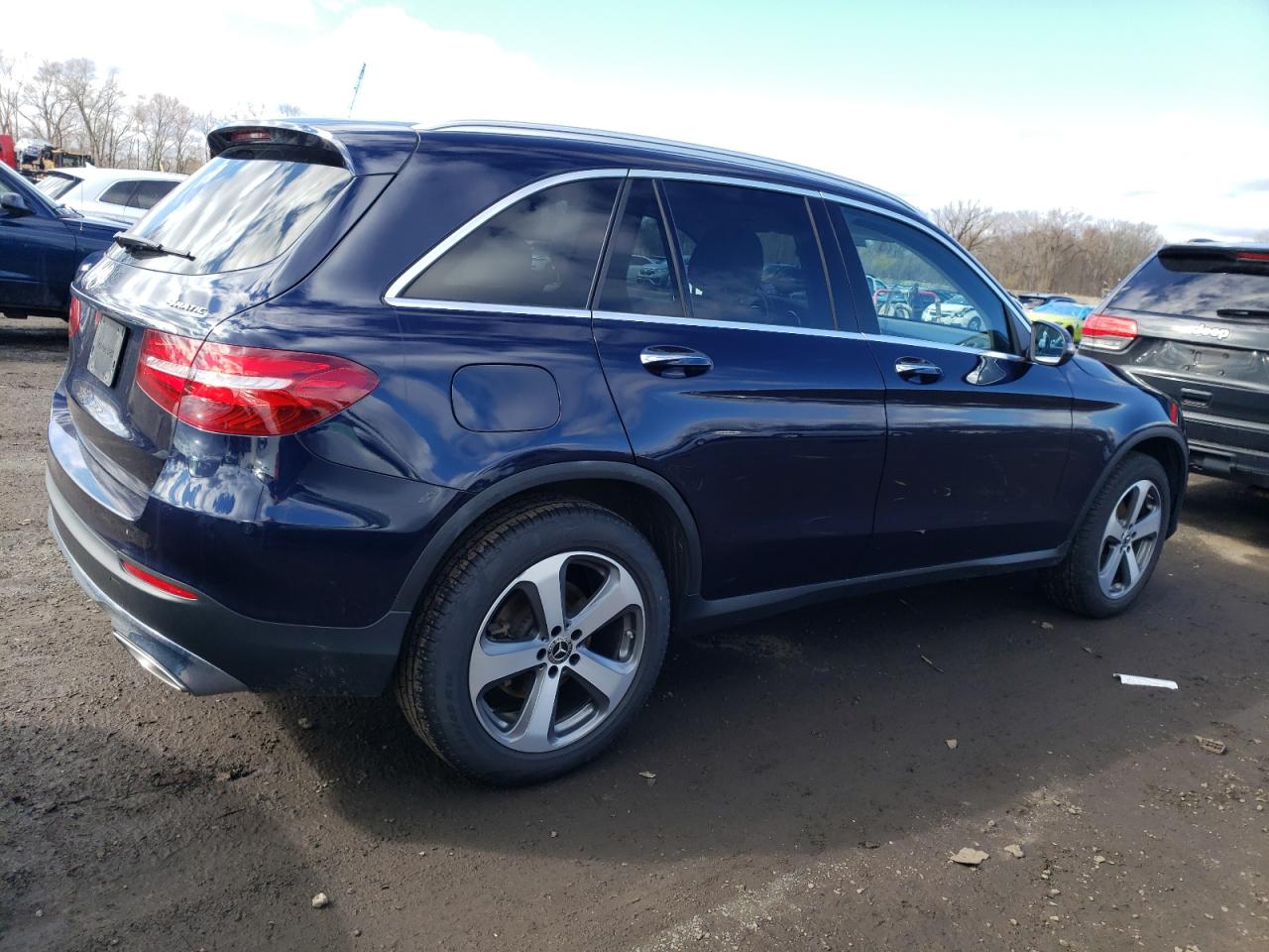 Автомобиль MERCEDES-BENZ GLC 300 4MATIC 2019 | GrandCar Автомобиль MERCEDES-BENZ GLC 300 4MATIC 2019 | GrandCar