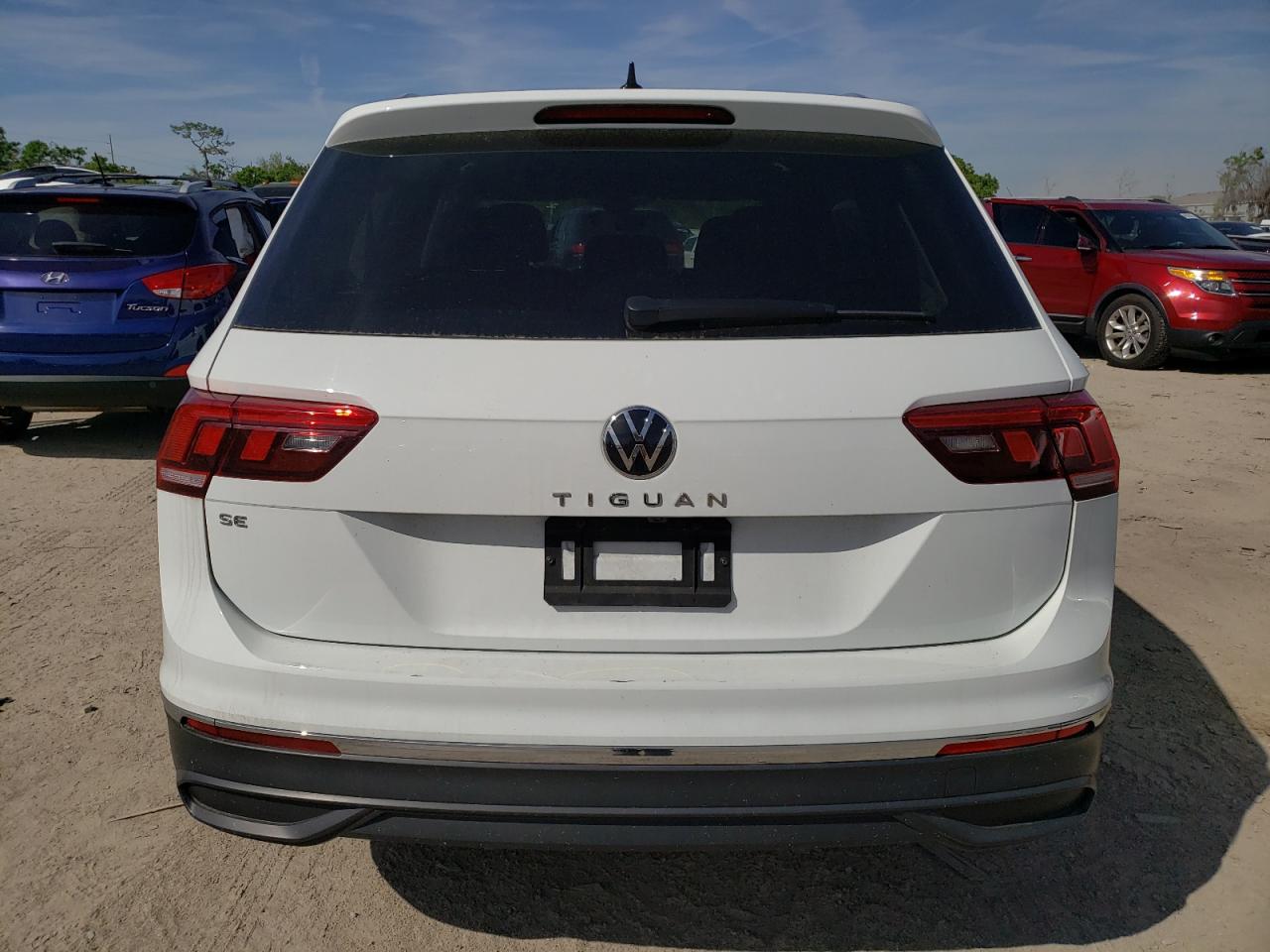 Автомобіль VOLKSWAGEN TIGUAN SE 2022 | GrandCar Автомобіль VOLKSWAGEN TIGUAN SE 2022 | GrandCar