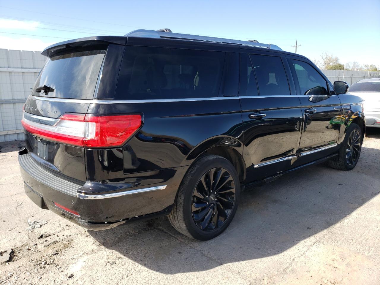 Автомобиль LINCOLN NAVIGATOR L BLACK LABEL 2021 | GrandCar Автомобиль LINCOLN NAVIGATOR L BLACK LABEL 2021 | GrandCar