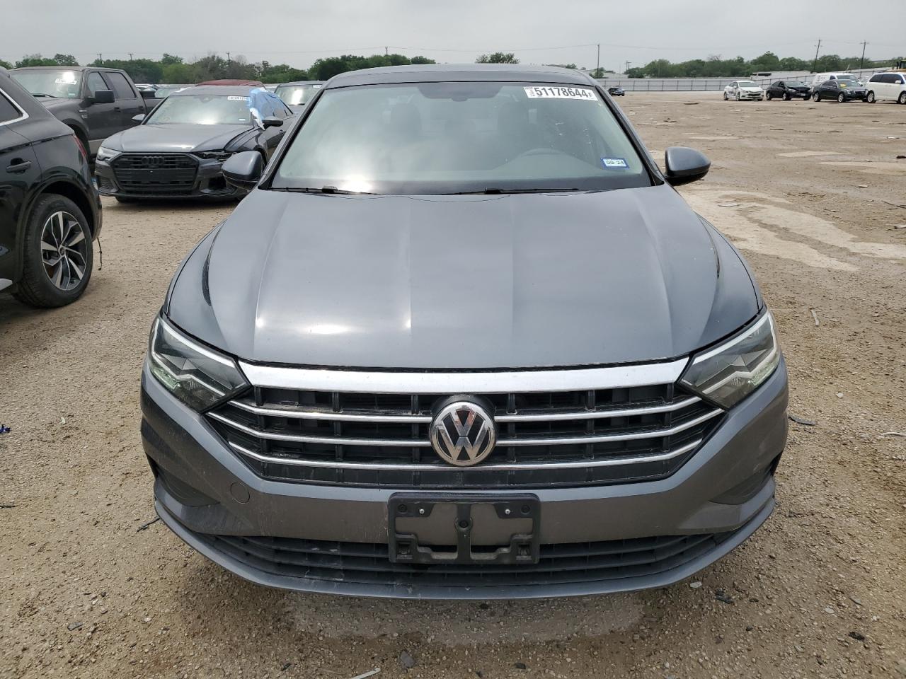 Автомобіль VOLKSWAGEN JETTA S 2020 | GrandCar Автомобіль VOLKSWAGEN JETTA S 2020 | GrandCar