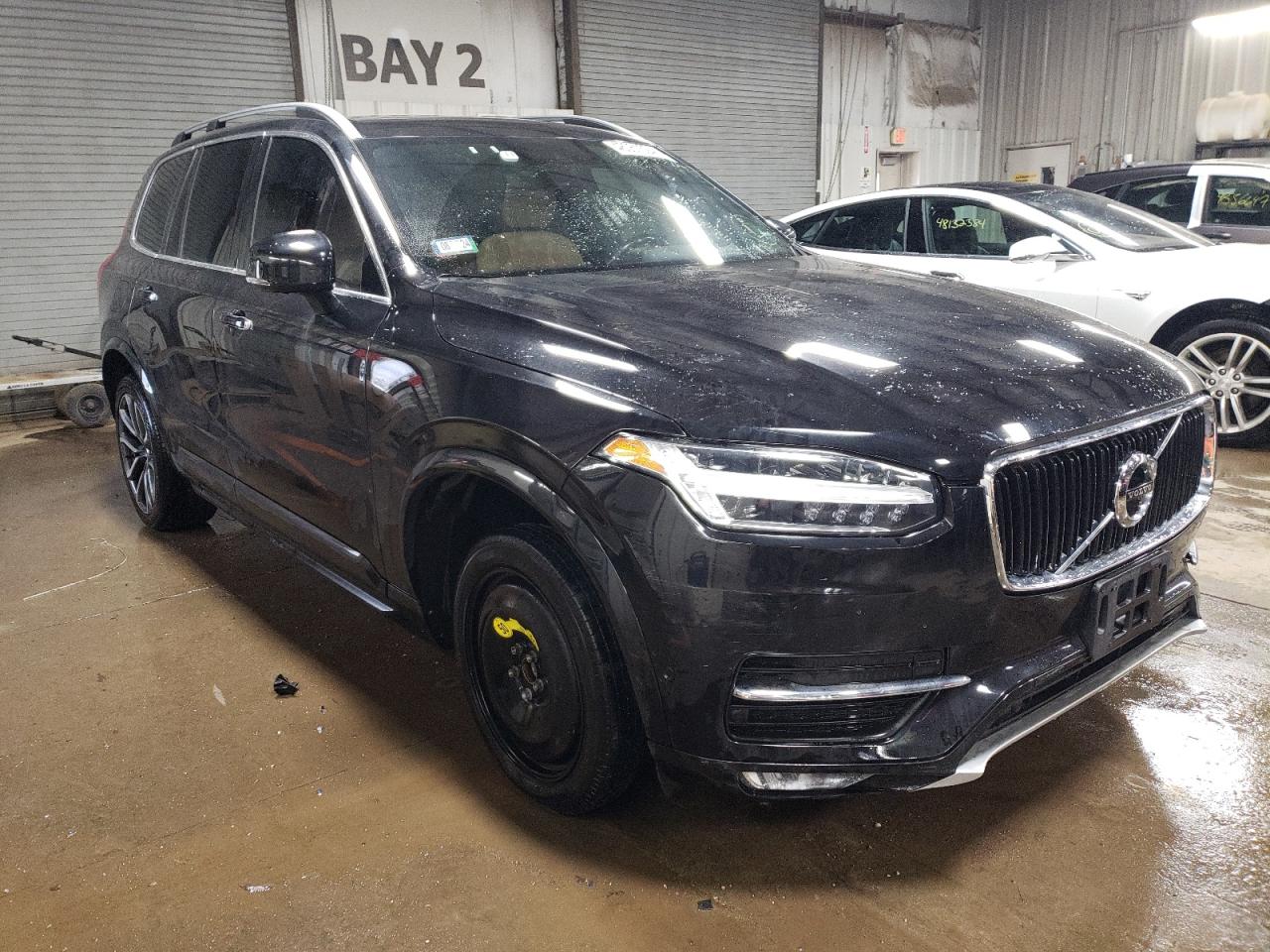 Автомобіль VOLVO XC90 T5 2018 | GrandCar Автомобіль VOLVO XC90 T5 2018 | GrandCar