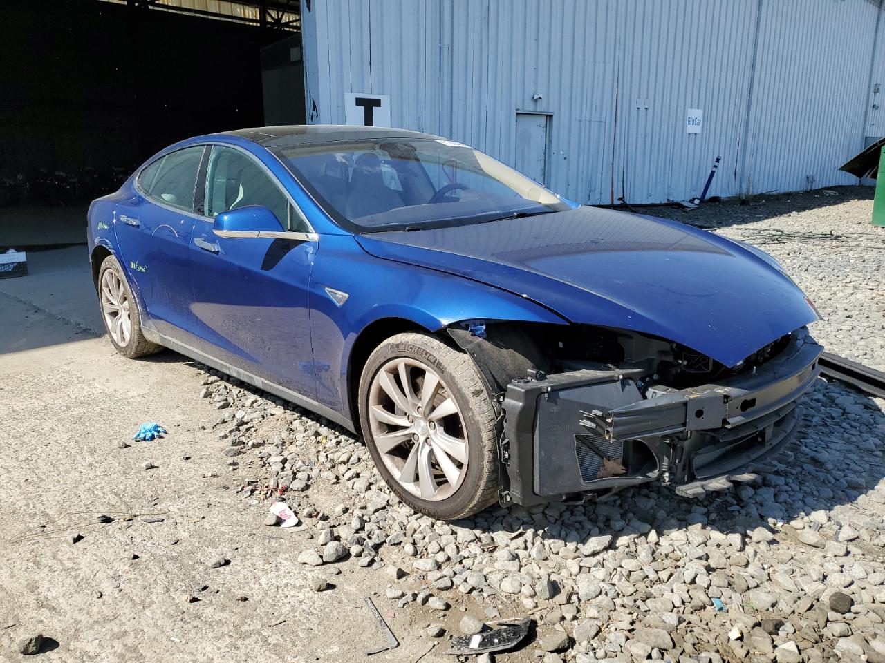 Автомобіль TESLA MODEL S 2015 | GrandCar Автомобіль TESLA MODEL S 2015 | GrandCar