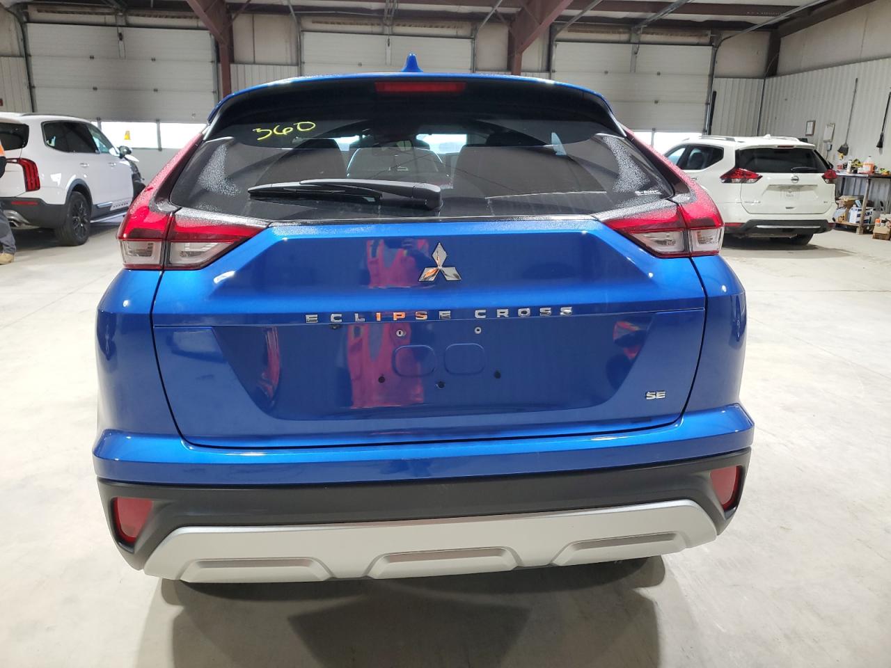 Автомобиль MITSUBISHI ECLIPSE CROSS SE 2024 | GrandCar Автомобиль MITSUBISHI ECLIPSE CROSS SE 2024 | GrandCar