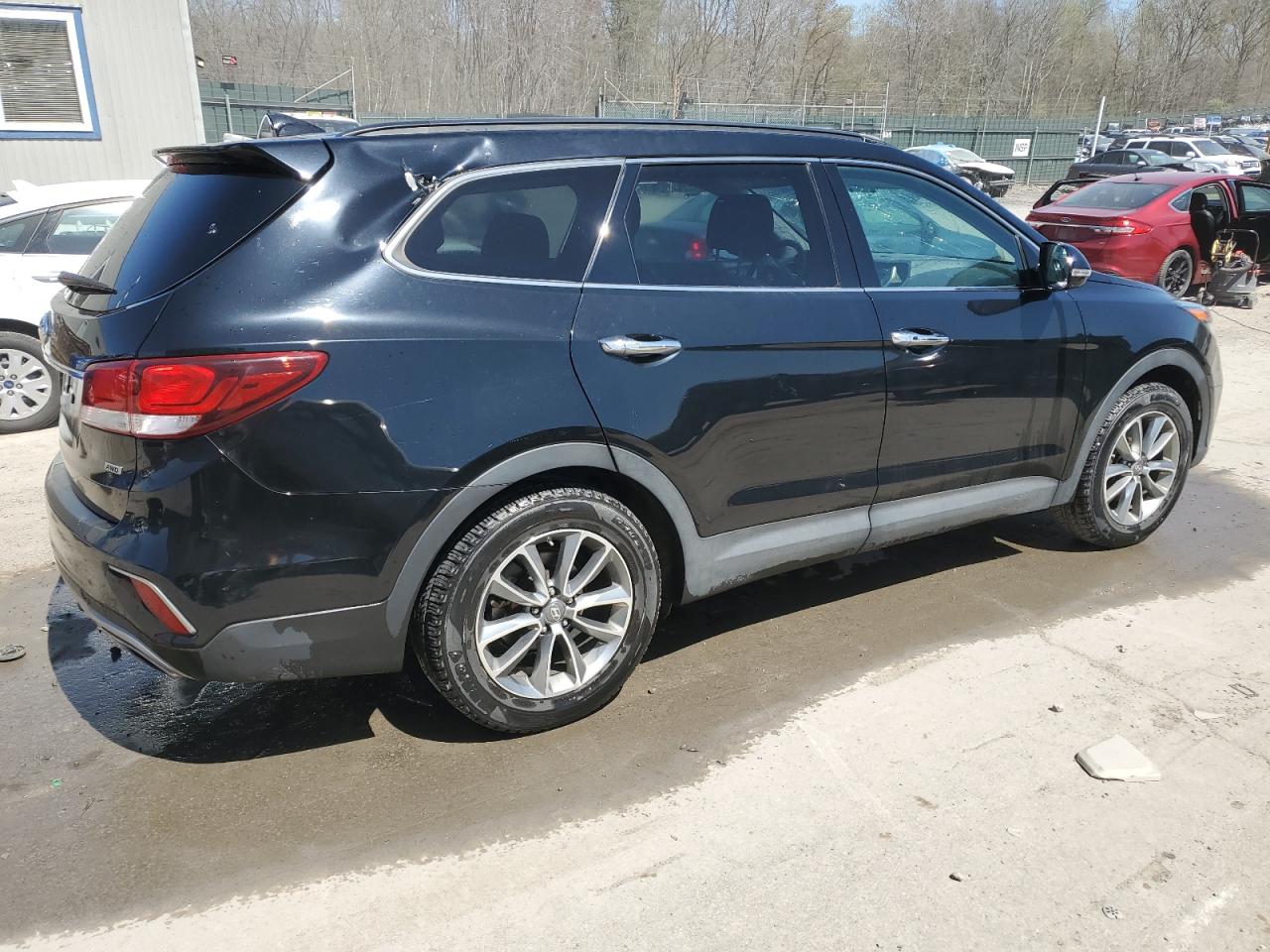 Автомобиль HYUNDAI SANTA FE SE 2017 | GrandCar Автомобиль HYUNDAI SANTA FE SE 2017 | GrandCar