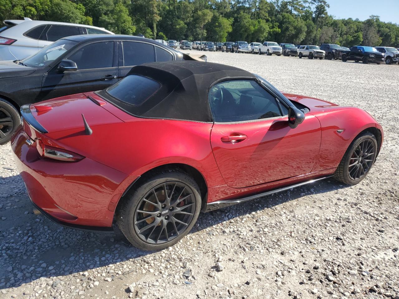 Автомобиль MAZDA MX-5 MIATA CLUB 2016 | GrandCar Автомобиль MAZDA MX-5 MIATA CLUB 2016 | GrandCar