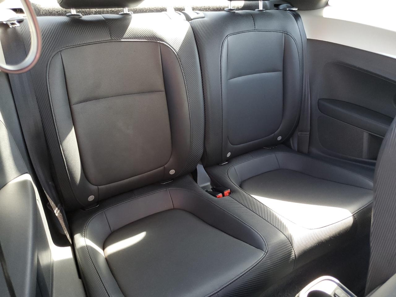 Автомобиль VOLKSWAGEN BEETLE 2013 | GrandCar Автомобиль VOLKSWAGEN BEETLE 2013 | GrandCar