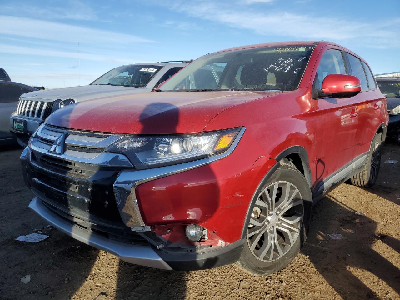 Автомобиль MITSUBISHI OUTLANDER SE 2018 | GrandCar Автомобиль MITSUBISHI OUTLANDER SE 2018 | GrandCar