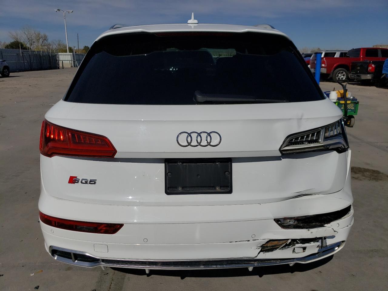 Автомобиль AUDI SQ5 PREMIUM PLUS 2018 | GrandCar Автомобиль AUDI SQ5 PREMIUM PLUS 2018 | GrandCar