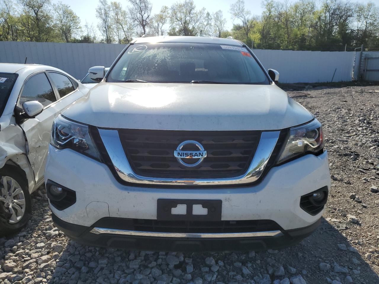 Автомобиль NISSAN PATHFINDER S 2017 | GrandCar Автомобиль NISSAN PATHFINDER S 2017 | GrandCar