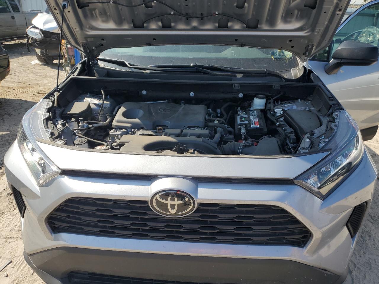 Автомобіль TOYOTA RAV4 LE 2019 | GrandCar Автомобіль TOYOTA RAV4 LE 2019 | GrandCar