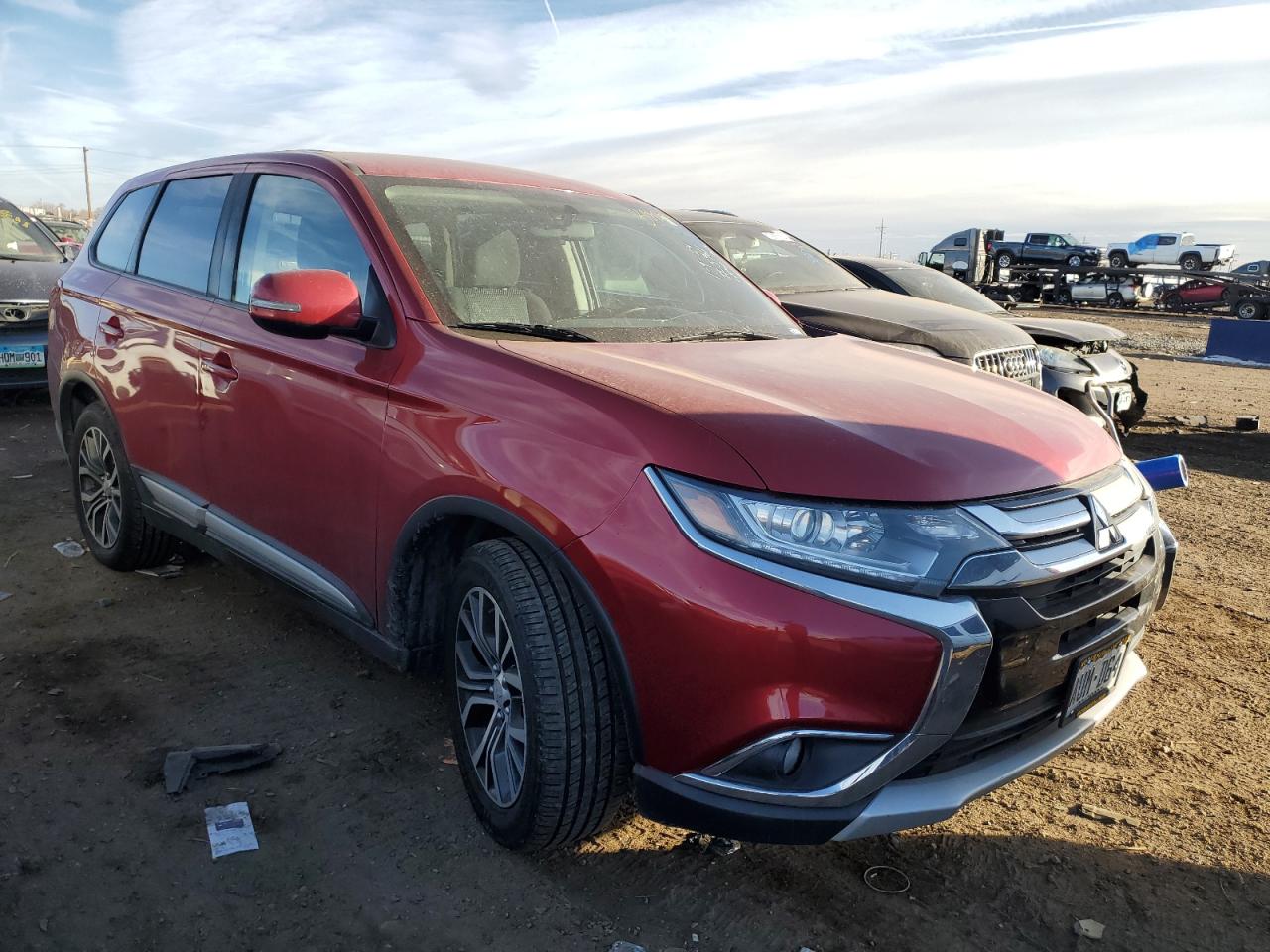 Автомобиль MITSUBISHI OUTLANDER SE 2018 | GrandCar
