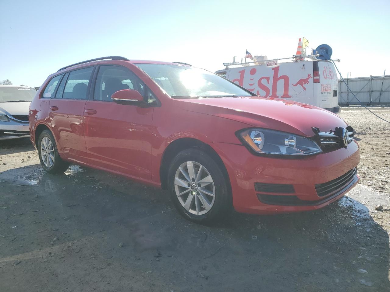 Автомобиль VOLKSWAGEN GOLF SPORTWAGEN S 2016 | GrandCar
