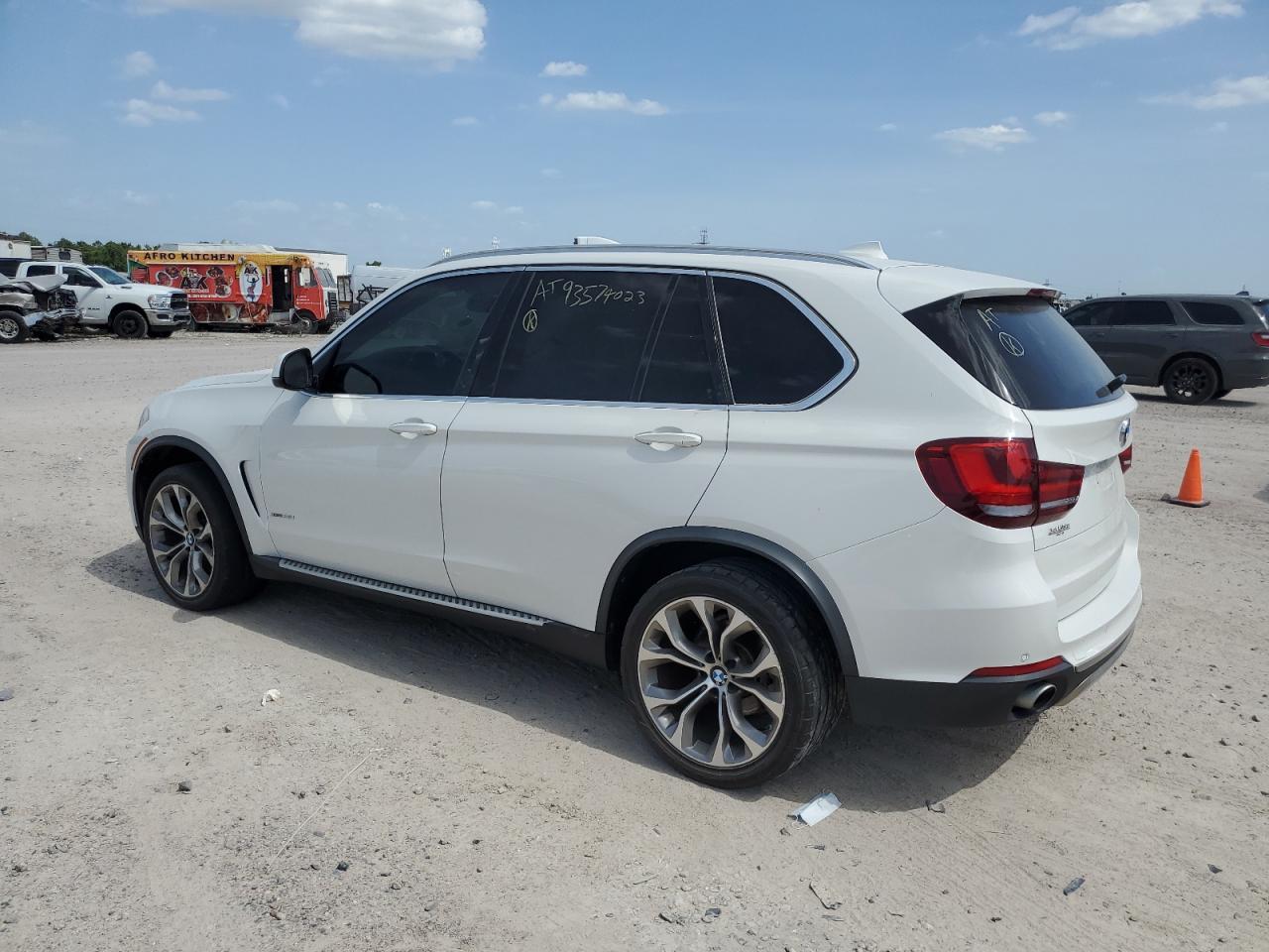 Автомобиль BMW X5 XDRIVE35I 2016 | GrandCar Автомобиль BMW X5 XDRIVE35I 2016 | GrandCar