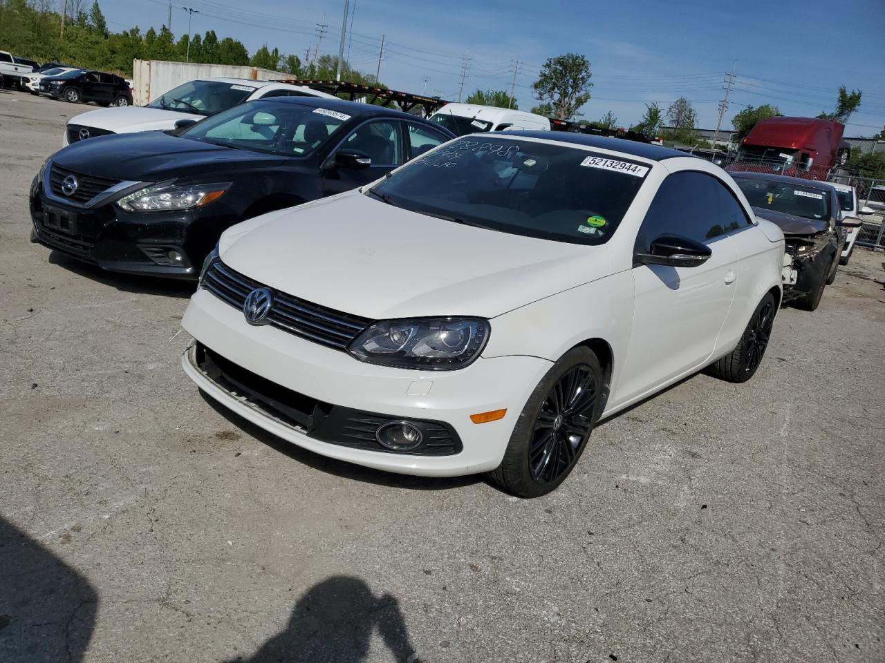 Автомобиль VOLKSWAGEN EOS KOMFORT 2013 | GrandCar