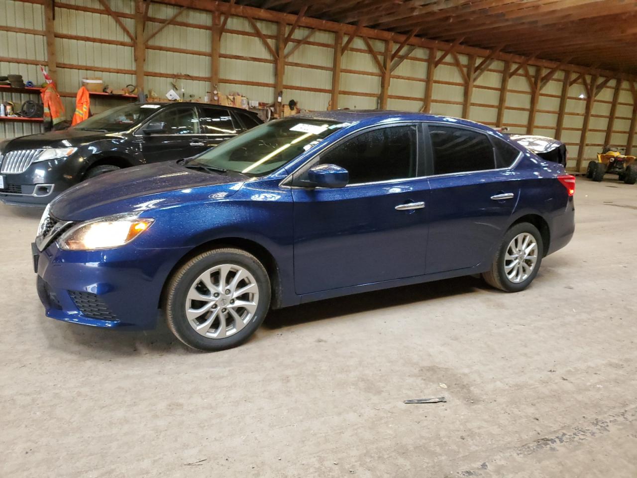 Автомобиль NISSAN SENTRA SV 2019 | GrandCar Автомобиль NISSAN SENTRA SV 2019 | GrandCar