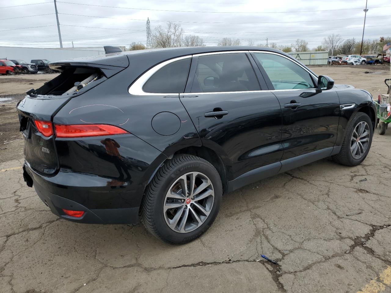 Автомобіль JAGUAR F-PACE PREMIUM 2019 | GrandCar Автомобіль JAGUAR F-PACE PREMIUM 2019 | GrandCar
