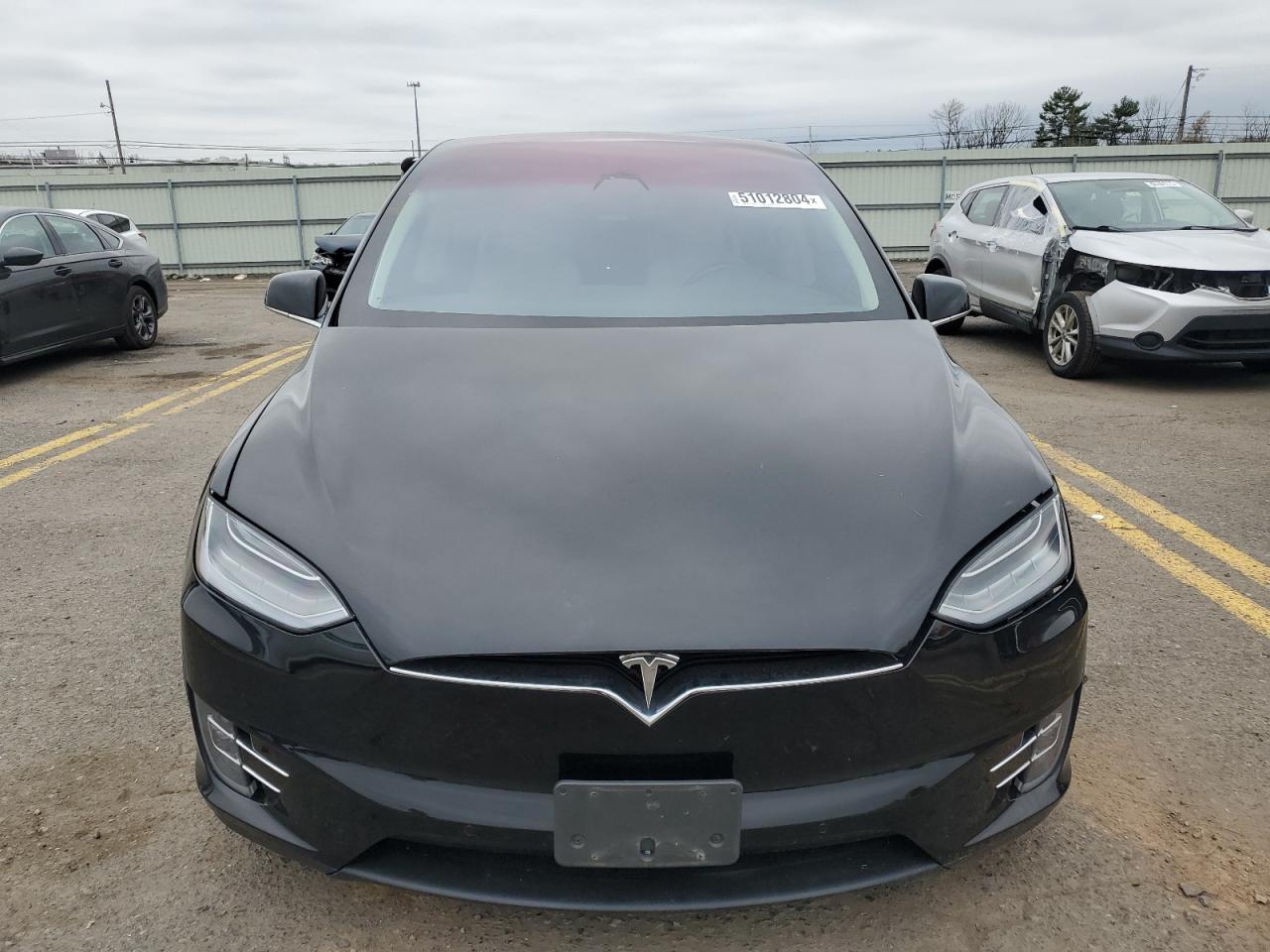 Автомобіль TESLA MODEL X 2018 | GrandCar Автомобіль TESLA MODEL X 2018 | GrandCar