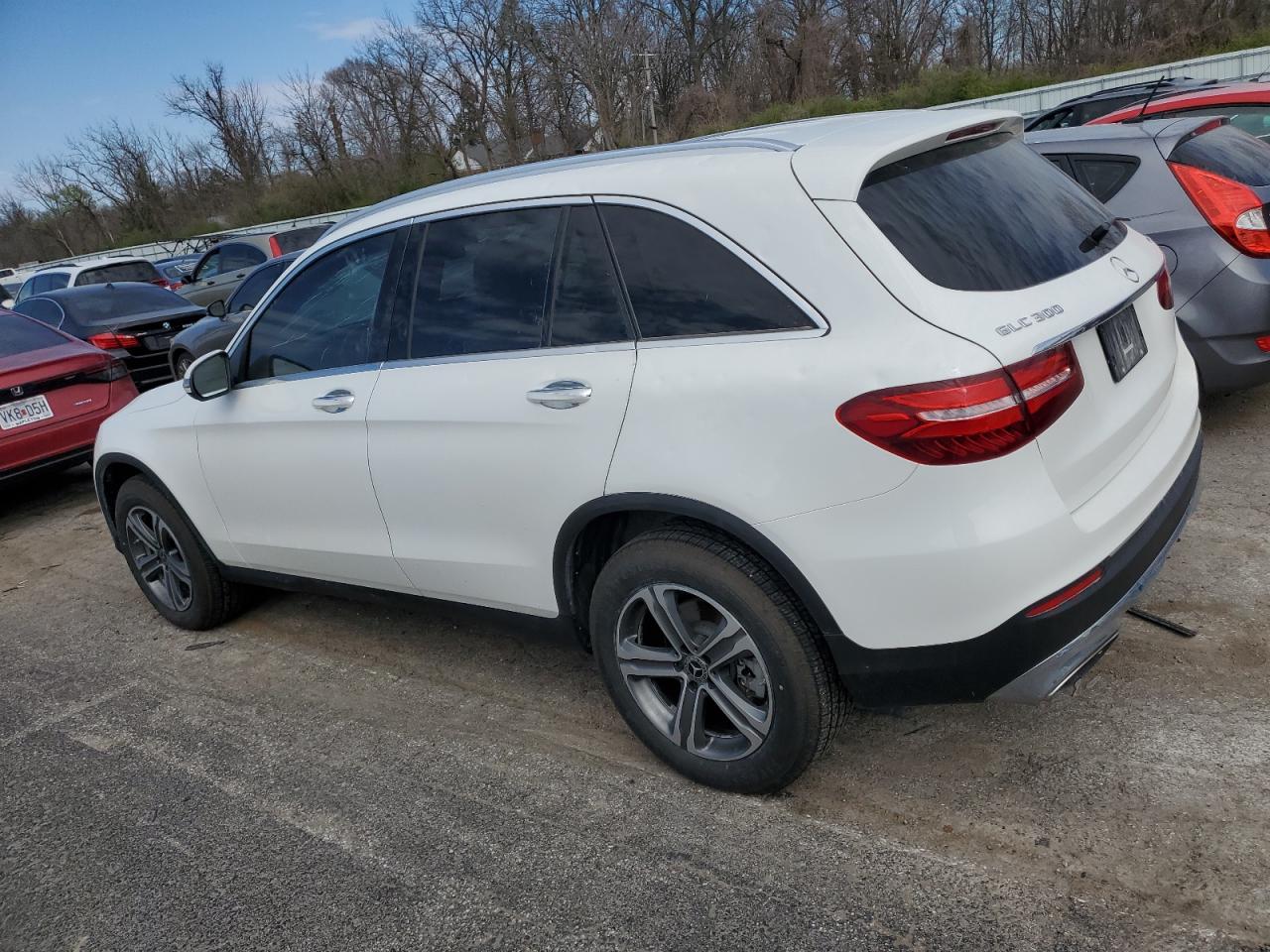 Автомобіль MERCEDES-BENZ GLC 300 4MATIC 2019 | GrandCar Автомобіль MERCEDES-BENZ GLC 300 4MATIC 2019 | GrandCar