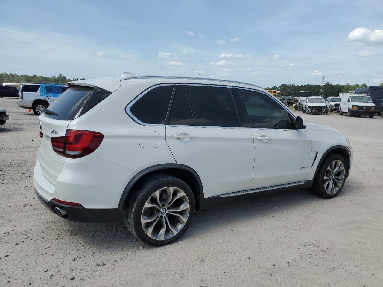 Автомобиль BMW X5 XDRIVE35I 2016 | GrandCar Автомобиль BMW X5 XDRIVE35I 2016 | GrandCar