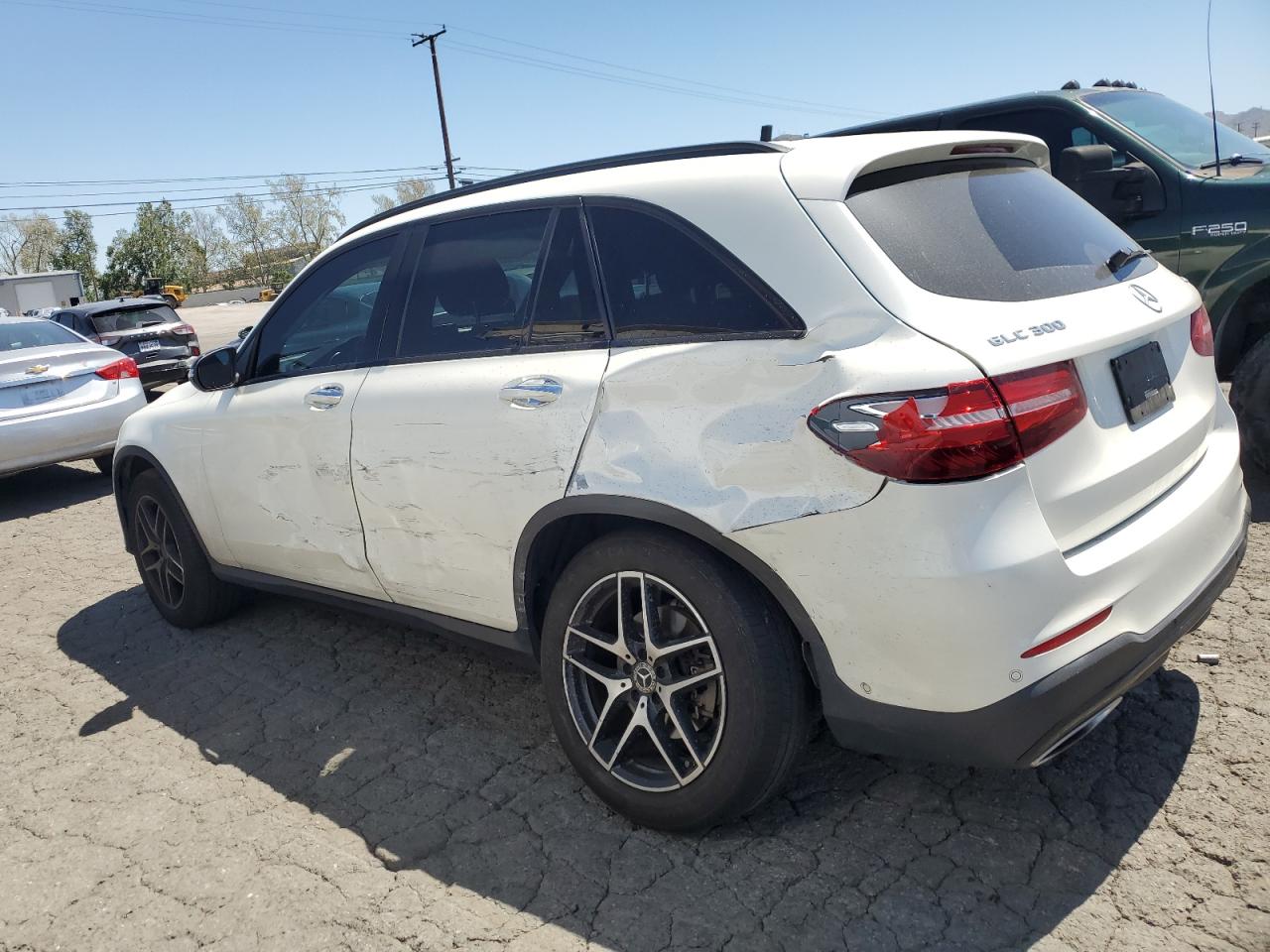 Автомобиль MERCEDES-BENZ GLC 300 4MATIC 2017 | GrandCar Автомобиль MERCEDES-BENZ GLC 300 4MATIC 2017 | GrandCar