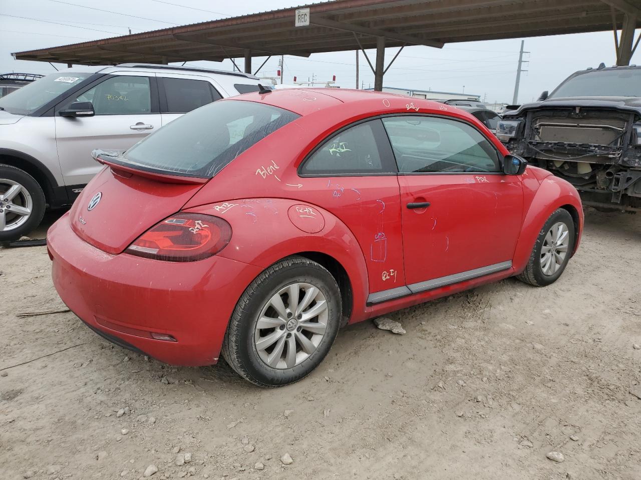 Автомобиль VOLKSWAGEN BEETLE S 2018 | GrandCar Автомобиль VOLKSWAGEN BEETLE S 2018 | GrandCar